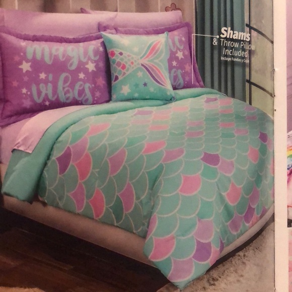 Mermaid comforter set